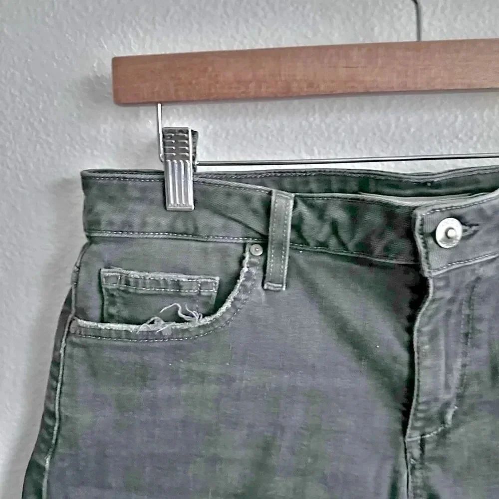 JOE'S JEANS | Black Denim Raw Hem Jean Shorts Short Cutoff | Size 29 - Picture 2 of 8